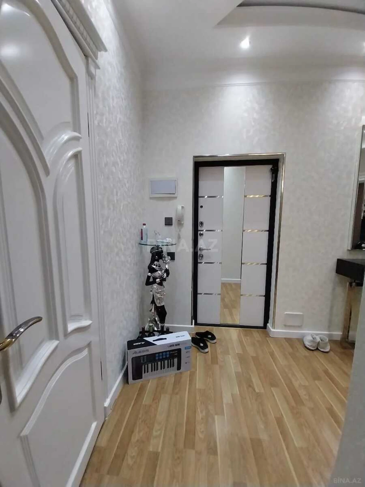 Kirayə verilir 3 otaqlı mənzil 90 m²