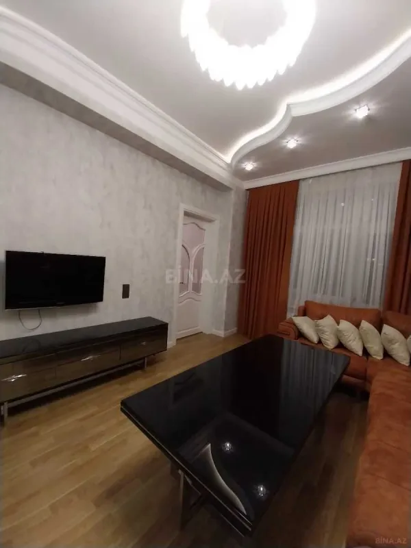 Kirayə verilir 3 otaqlı mənzil 90 m²