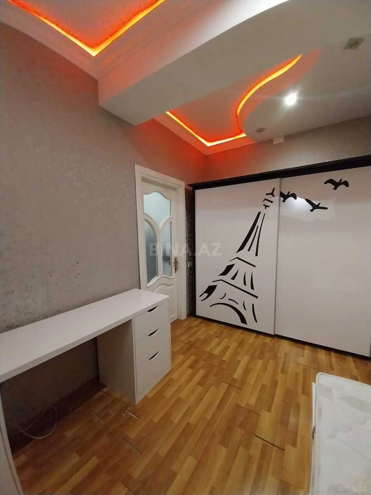 Kirayə verilir 3 otaqlı mənzil 90 m²