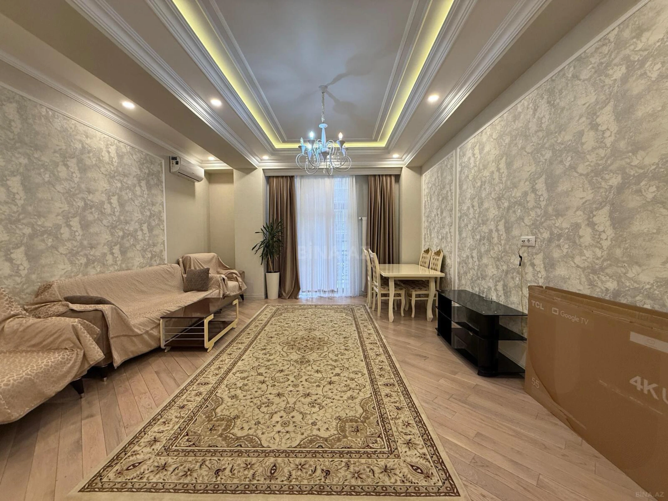 Kirayə verilir 3 otaqlı mənzil 130 m²