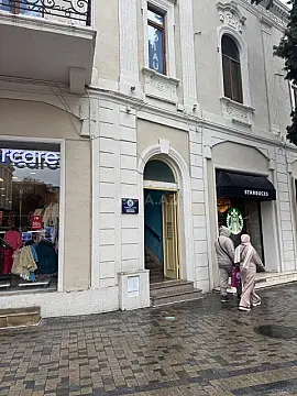 Satılır 2 otaqlı mənzil 100 m² — Bakı, Sahil qəs. 2 otaq 100.00 m²