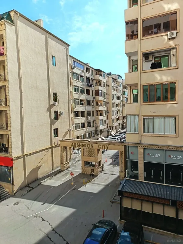 Kirayə verilir 2 otaqlı mənzil 50 m²