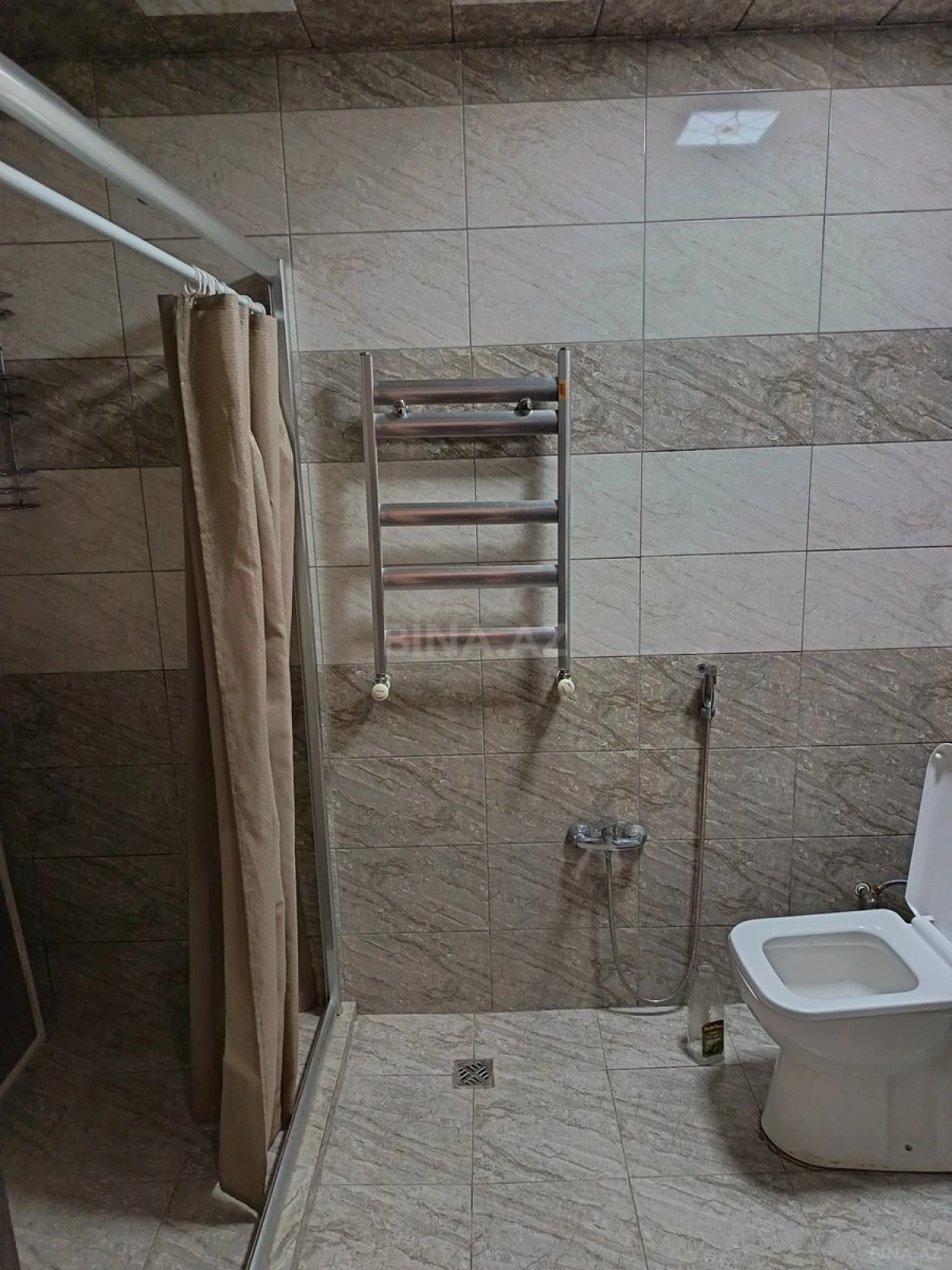 Kirayə verilir 2 otaqlı mənzil 50 m²