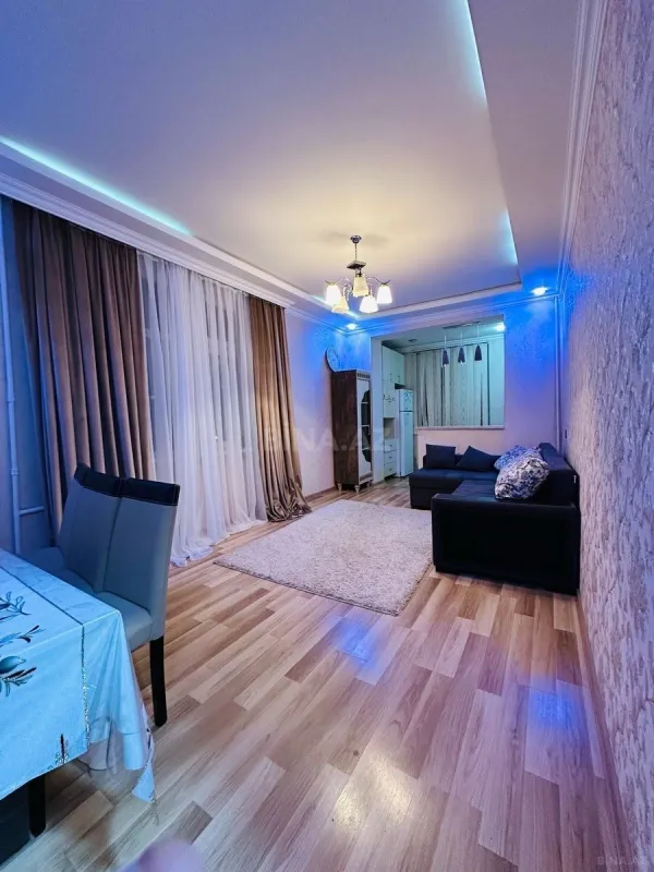 Satılır 2 otaqlı mənzil 50 m²