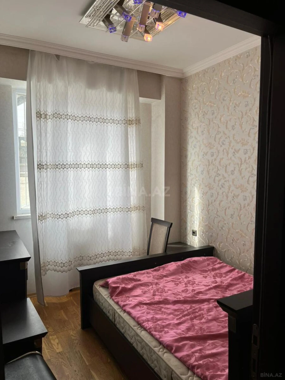 Kirayə verilir 2 otaqlı mənzil 53 m²