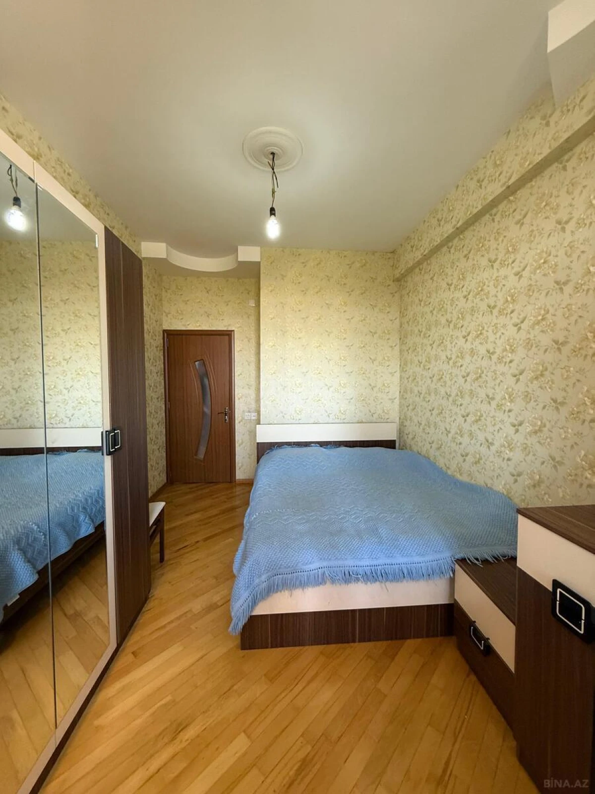 Kirayə verilir 2 otaqlı mənzil 68 m²