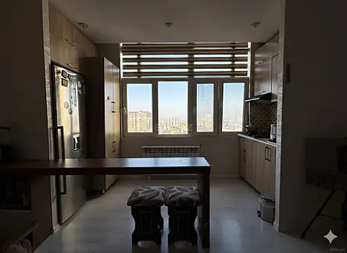 Satılır 2 otaqlı mənzil 65 m²