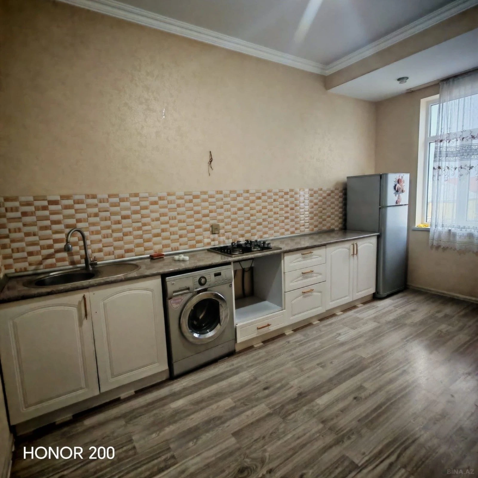Kirayə verilir 1 otaqlı mənzil 41 m²