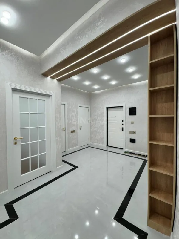 Satılır 2 otaqlı mənzil 84 m²