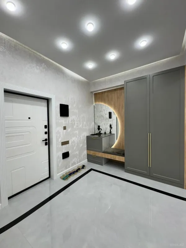 Satılır 2 otaqlı mənzil 84 m²