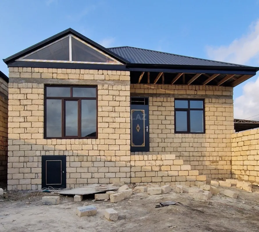 Satılır 3 otaqlı həyət evi 97 m²