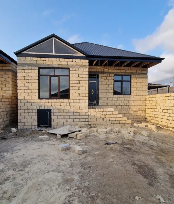 Satılır 3 otaqlı həyət evi 97 m²