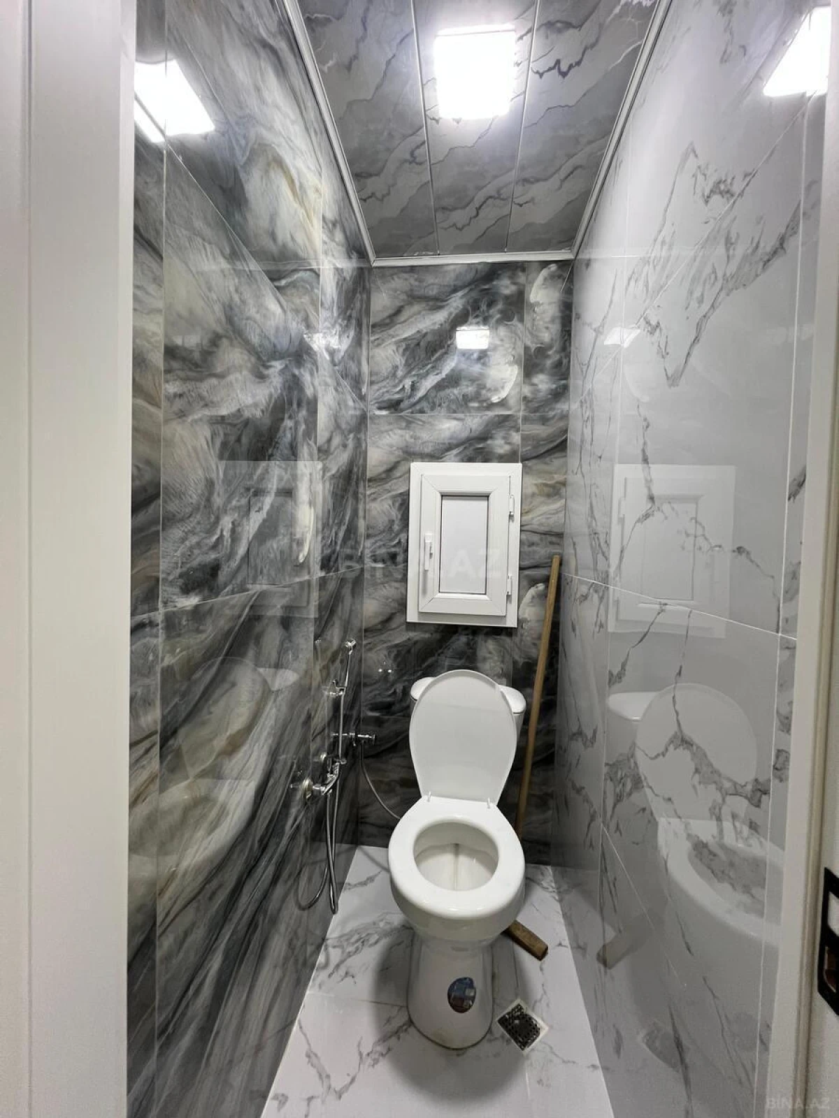 Satılır 2 otaqlı mənzil 55 m²