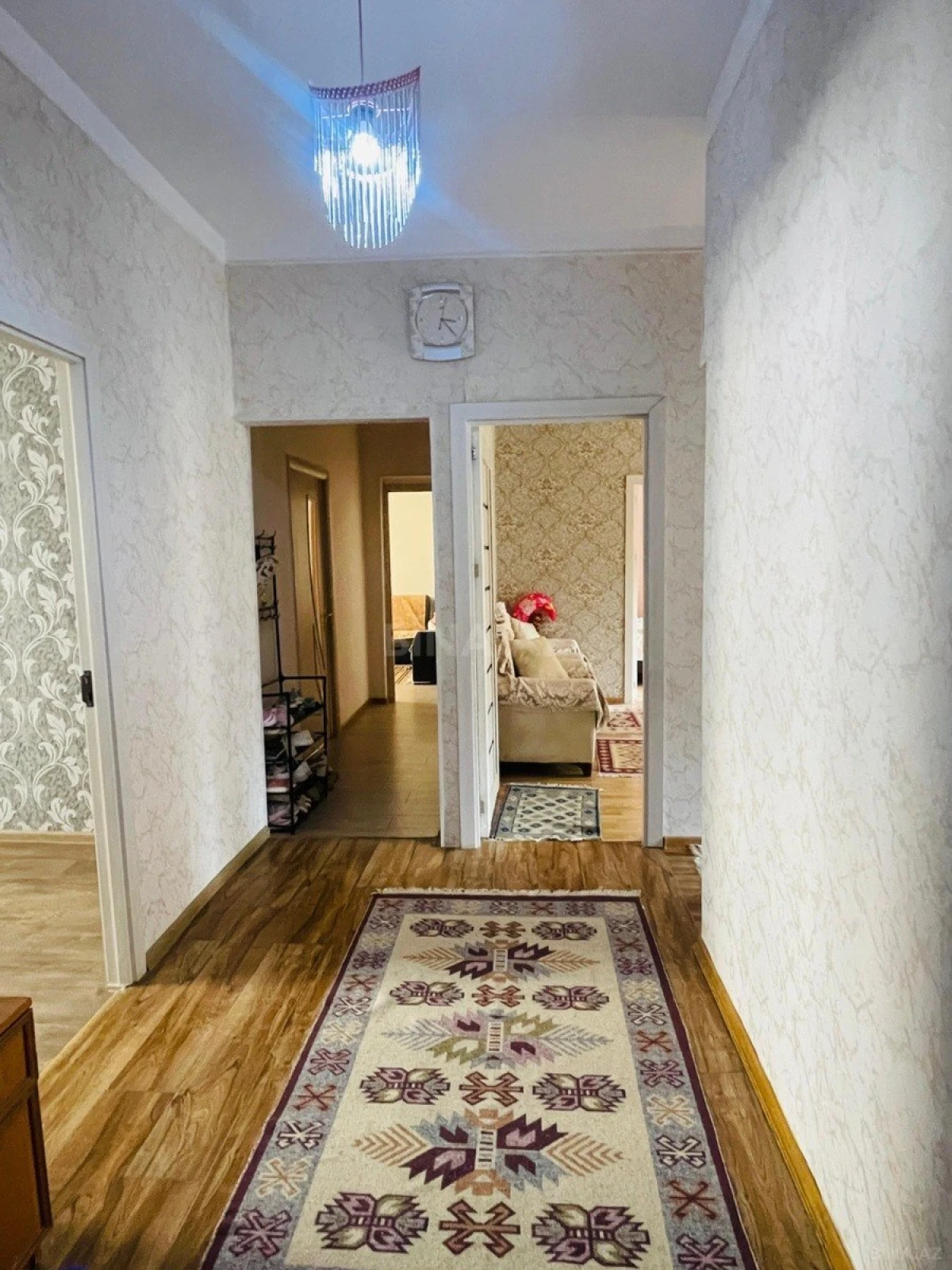 Satılır 5 otaqlı mənzil 120 m²