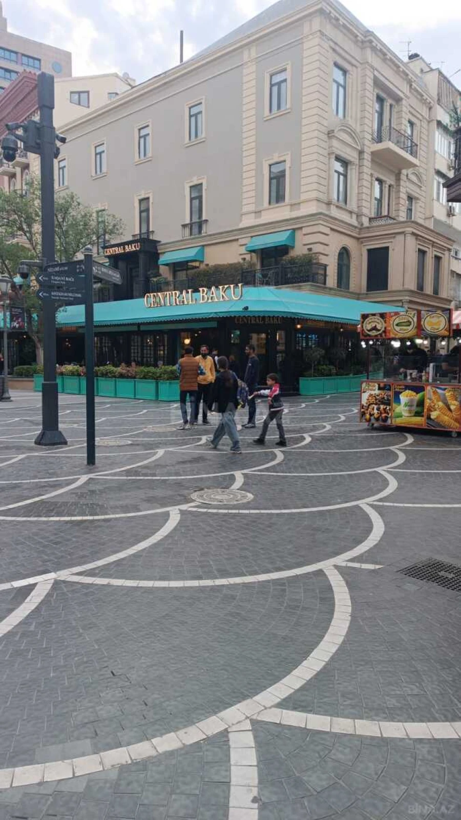 Satılır 3 otaqlı mənzil 90 m²