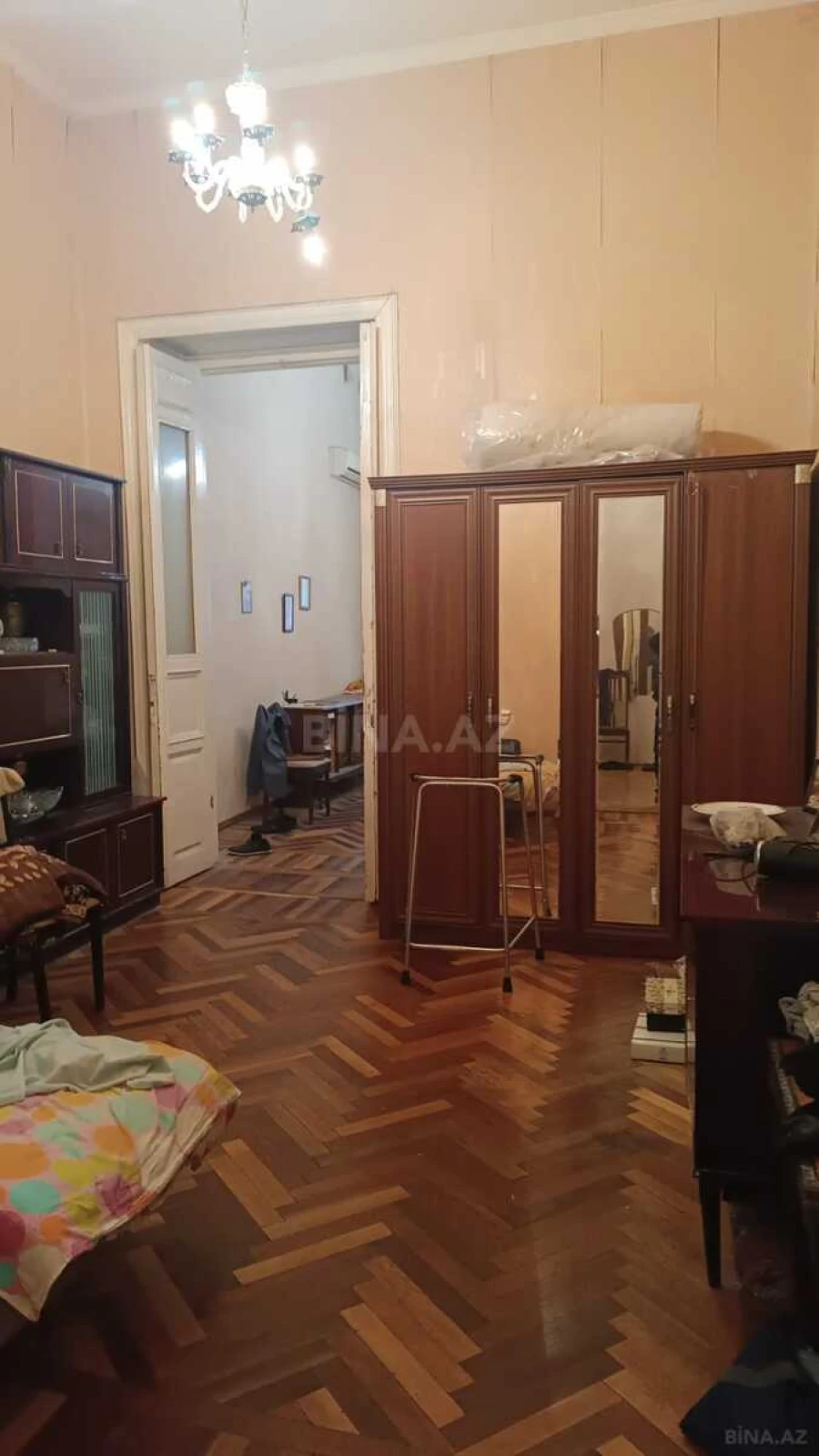 Satılır 3 otaqlı mənzil 90 m²