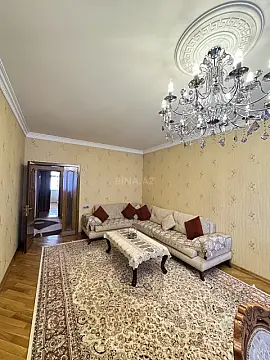 Kirayə verilir 3 otaqlı mənzil 122 m²