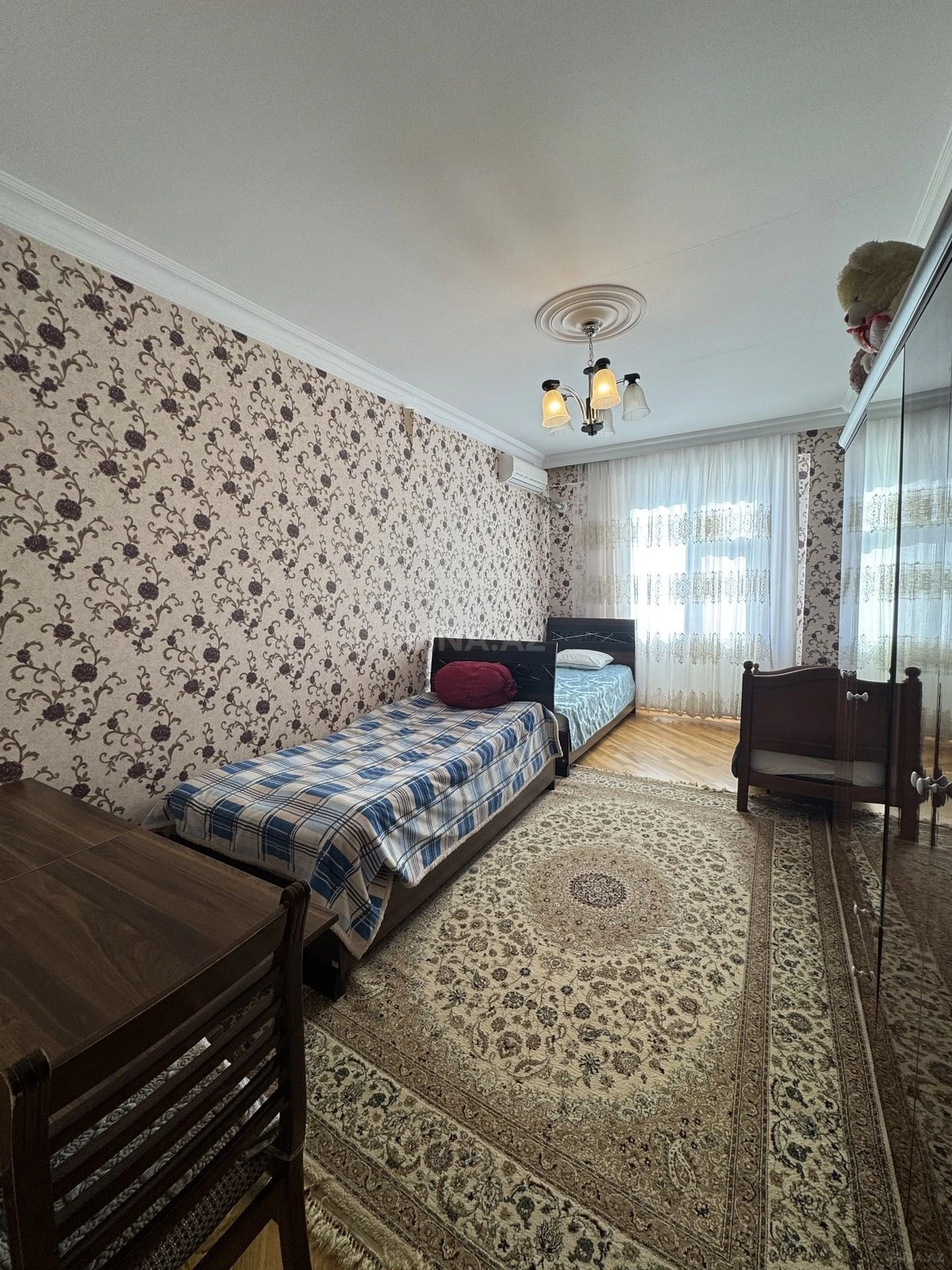 Kirayə verilir 3 otaqlı mənzil 122 m²