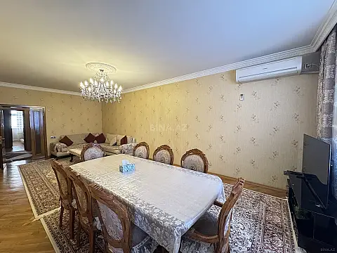 Kirayə verilir 3 otaqlı mənzil 122 m²