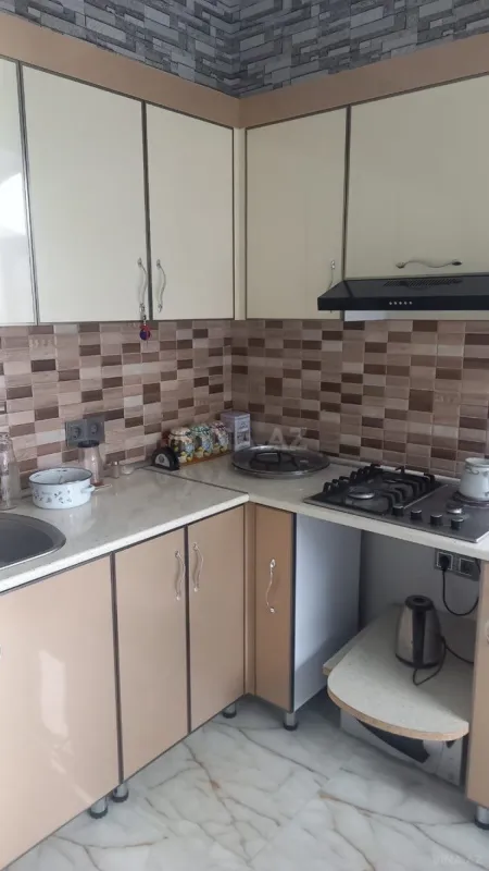 Satılır 4 otaqlı həyət evi 110 m²