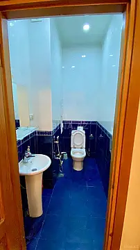 Satılır 3 otaqlı mənzil 141 m²