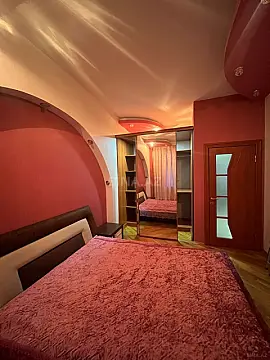 Kirayə verilir 3 otaqlı mənzil 170 m²