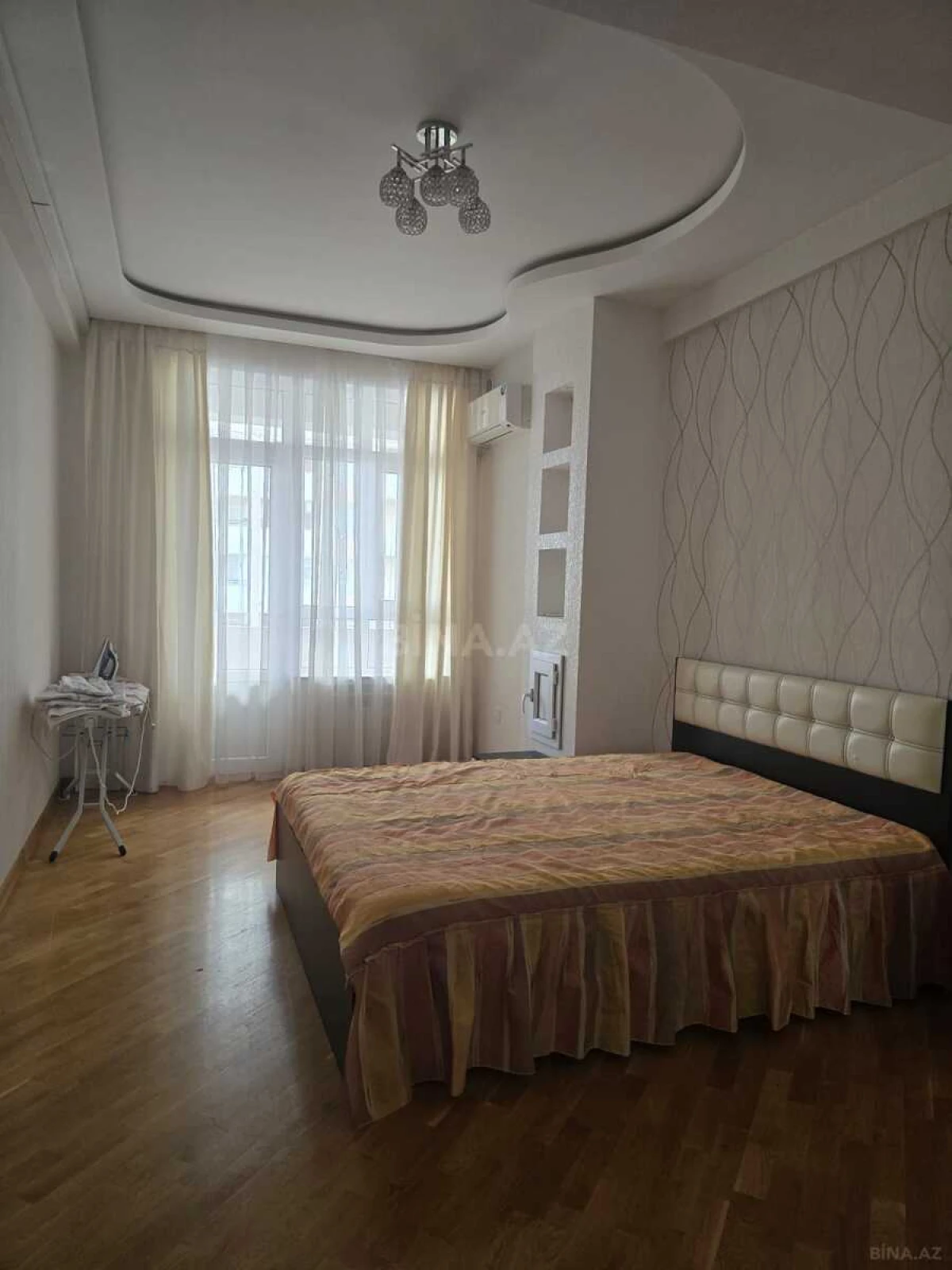 Kirayə verilir 3 otaqlı mənzil 110 m²