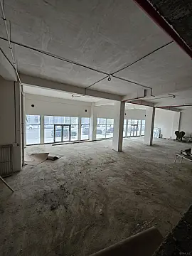 Kirayə verilir 20 otaqlı ofis 1000 m²