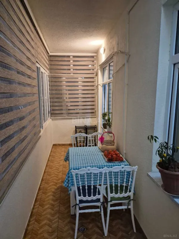 Satılır 3 otaqlı mənzil 134 m²