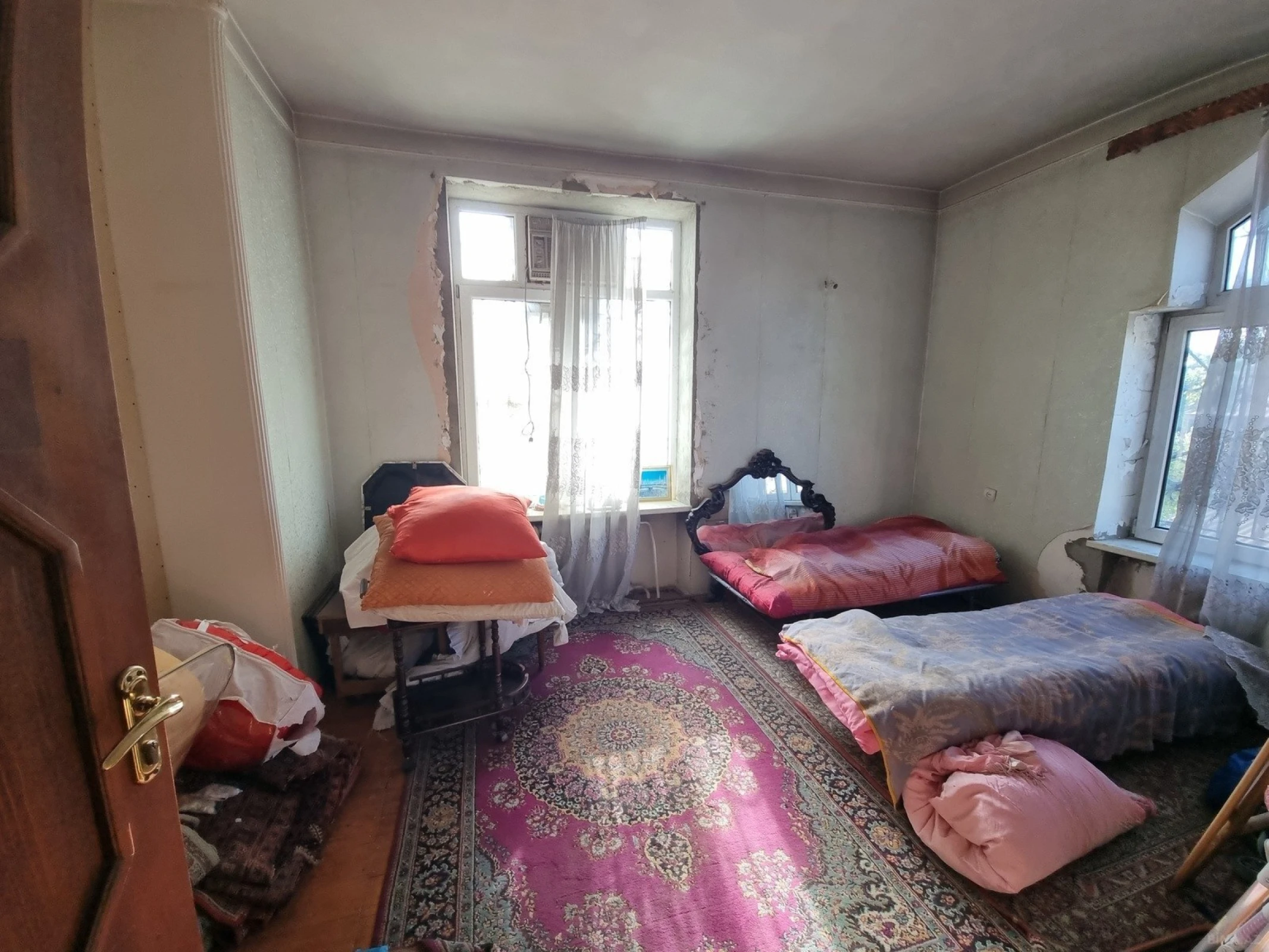 Satılır 4 otaqlı həyət evi 252 m²