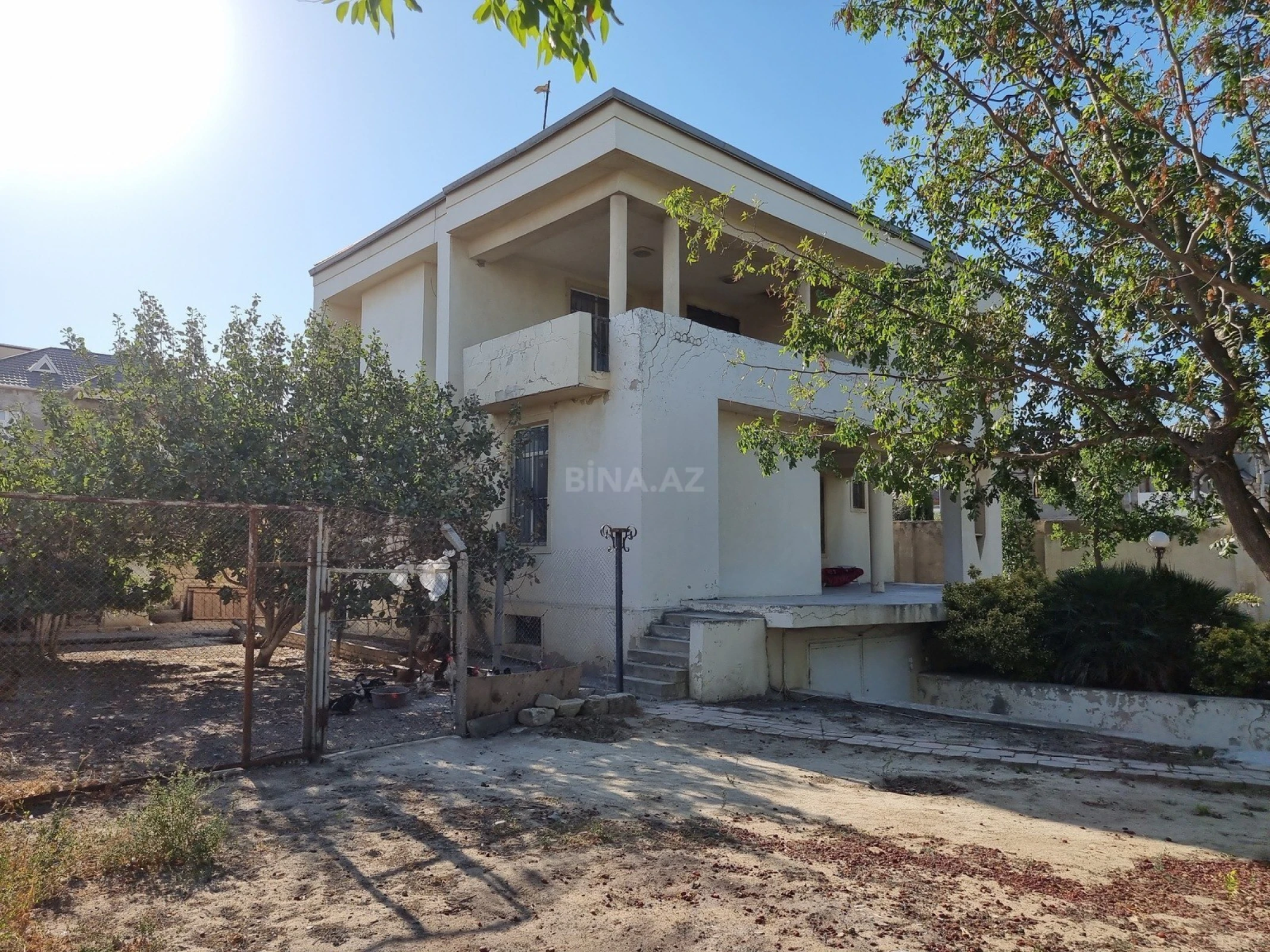 Satılır 4 otaqlı həyət evi 252 m²