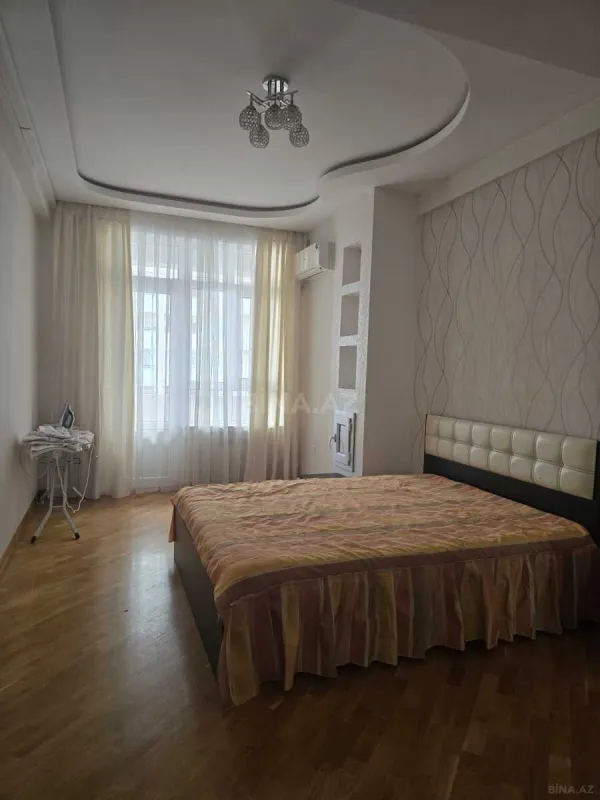 Kirayə verilir 3 otaqlı mənzil 110 m²