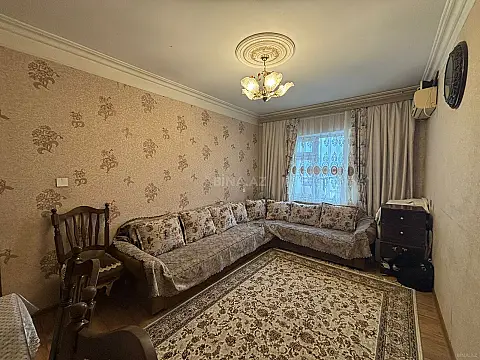 Satılır 2 otaqlı mənzil 60 m²