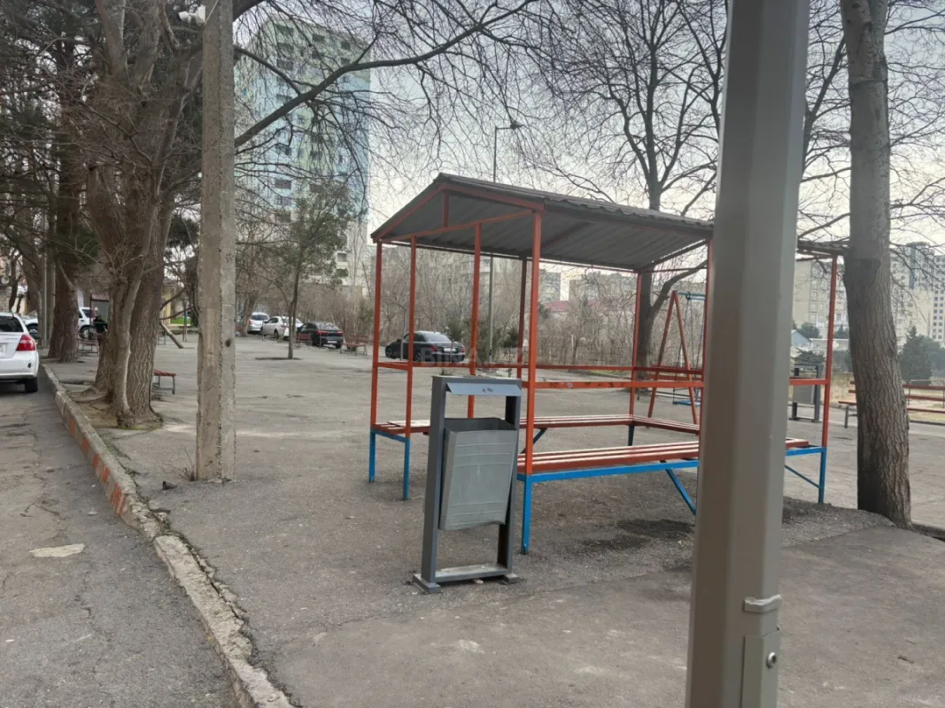 Satılır 2 otaqlı mənzil 60 m²