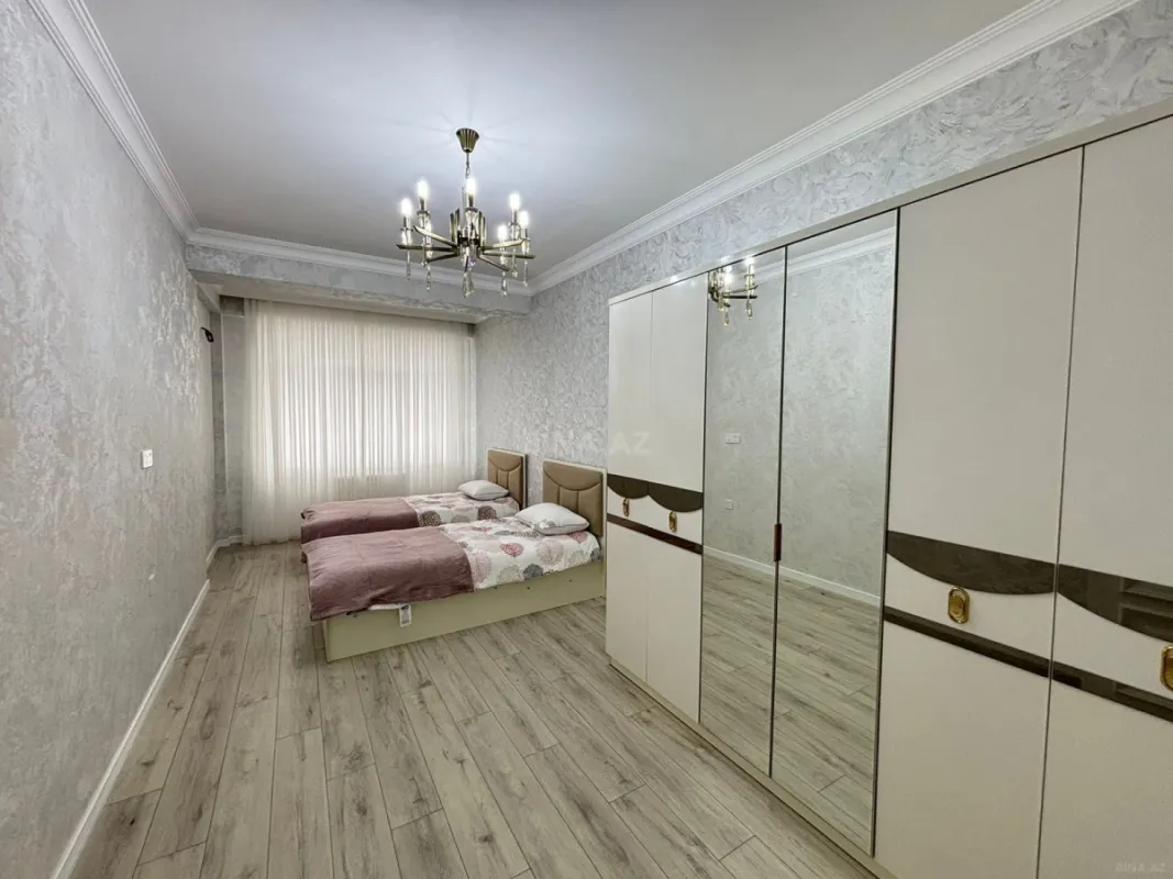 Kirayə verilir 3 otaqlı mənzil 150 m²