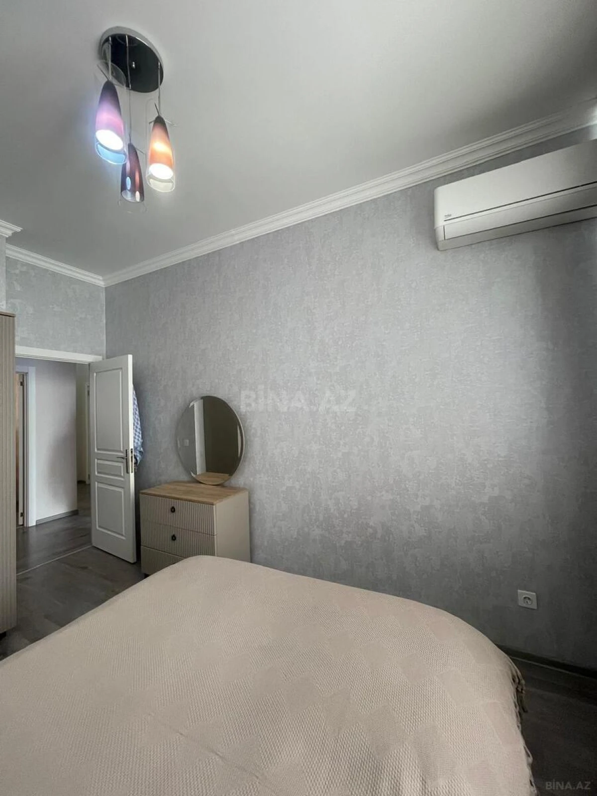 Satılır 3 otaqlı mənzil 73 m²