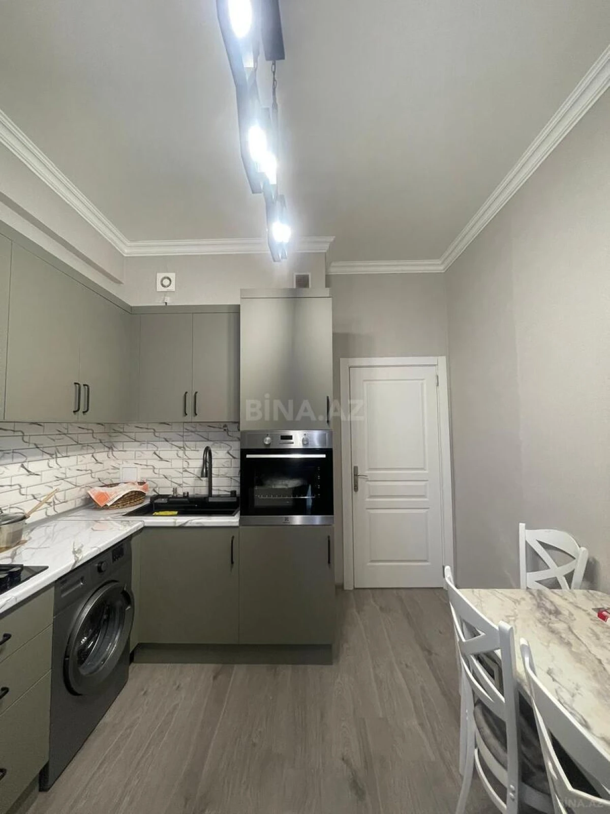 Satılır 3 otaqlı mənzil 73 m²