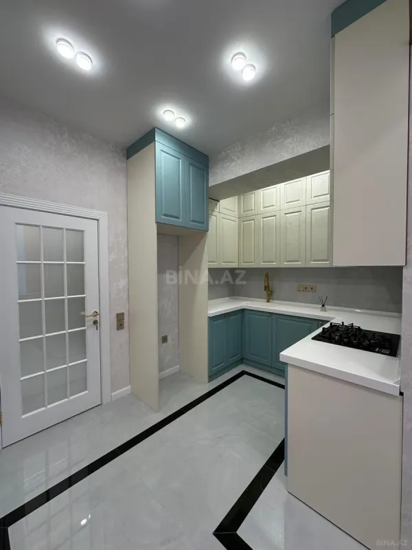 Satılır 2 otaqlı mənzil 84 m²