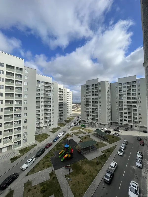 Satılır 3 otaqlı mənzil 73 m²