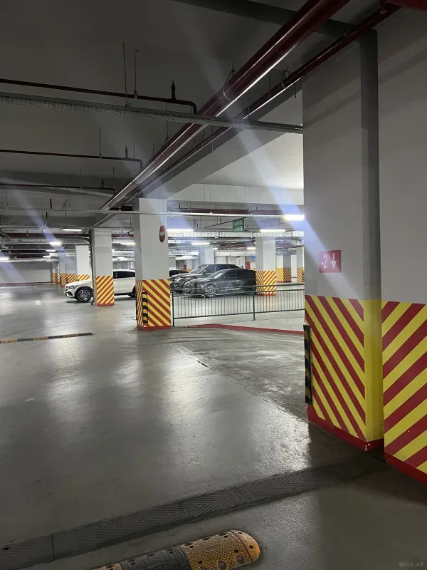 Satılır 2 otaqlı mənzil 98 m²