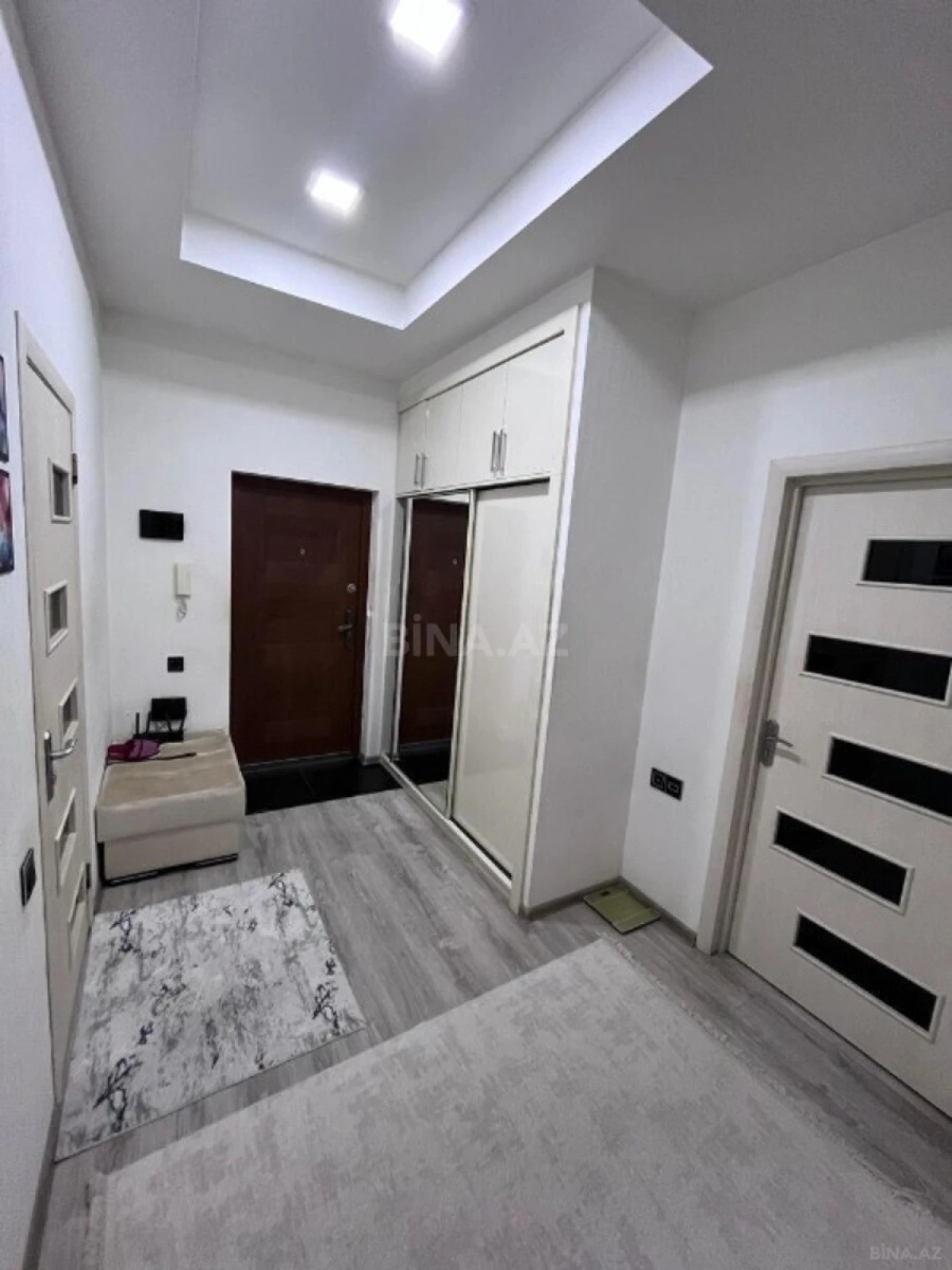 Satılır 3 otaqlı mənzil 70 m²