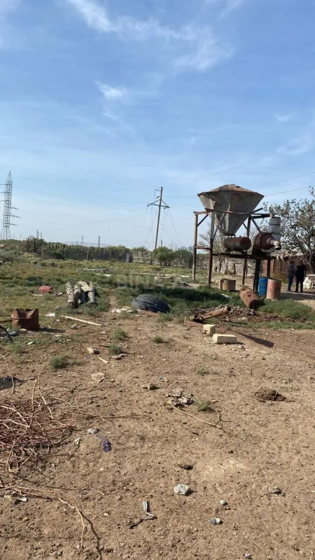 Satılır torpaq sahəsi 200 m²