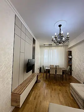 Satılır 2 otaqlı mənzil 60 m²