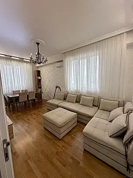 Satılır 2 otaqlı mənzil 60 m²