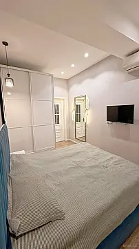 Satılır 2 otaqlı mənzil 77 m²