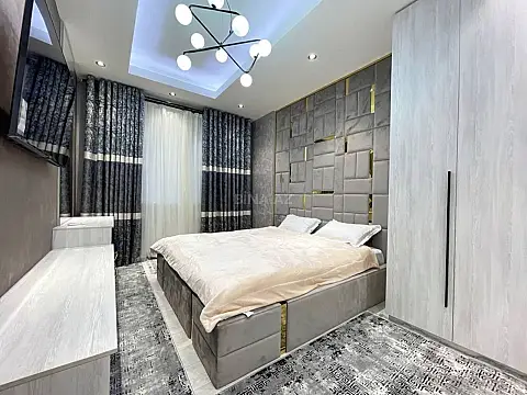 Kirayə verilir 3 otaqlı mənzil 130 m²