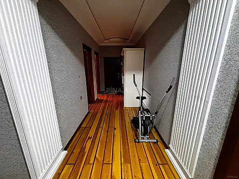 Satılır 3 otaqlı mənzil 125 m²