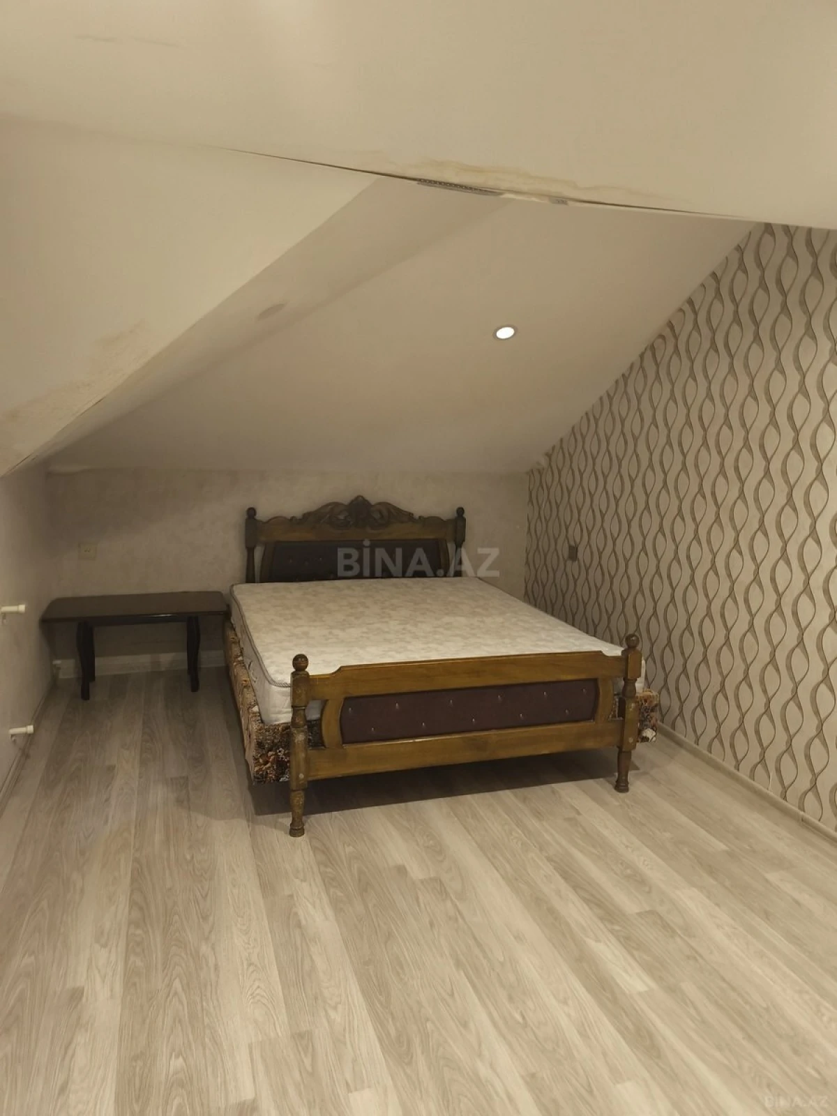 Kirayə verilir 2 otaqlı mənzil 42 m²