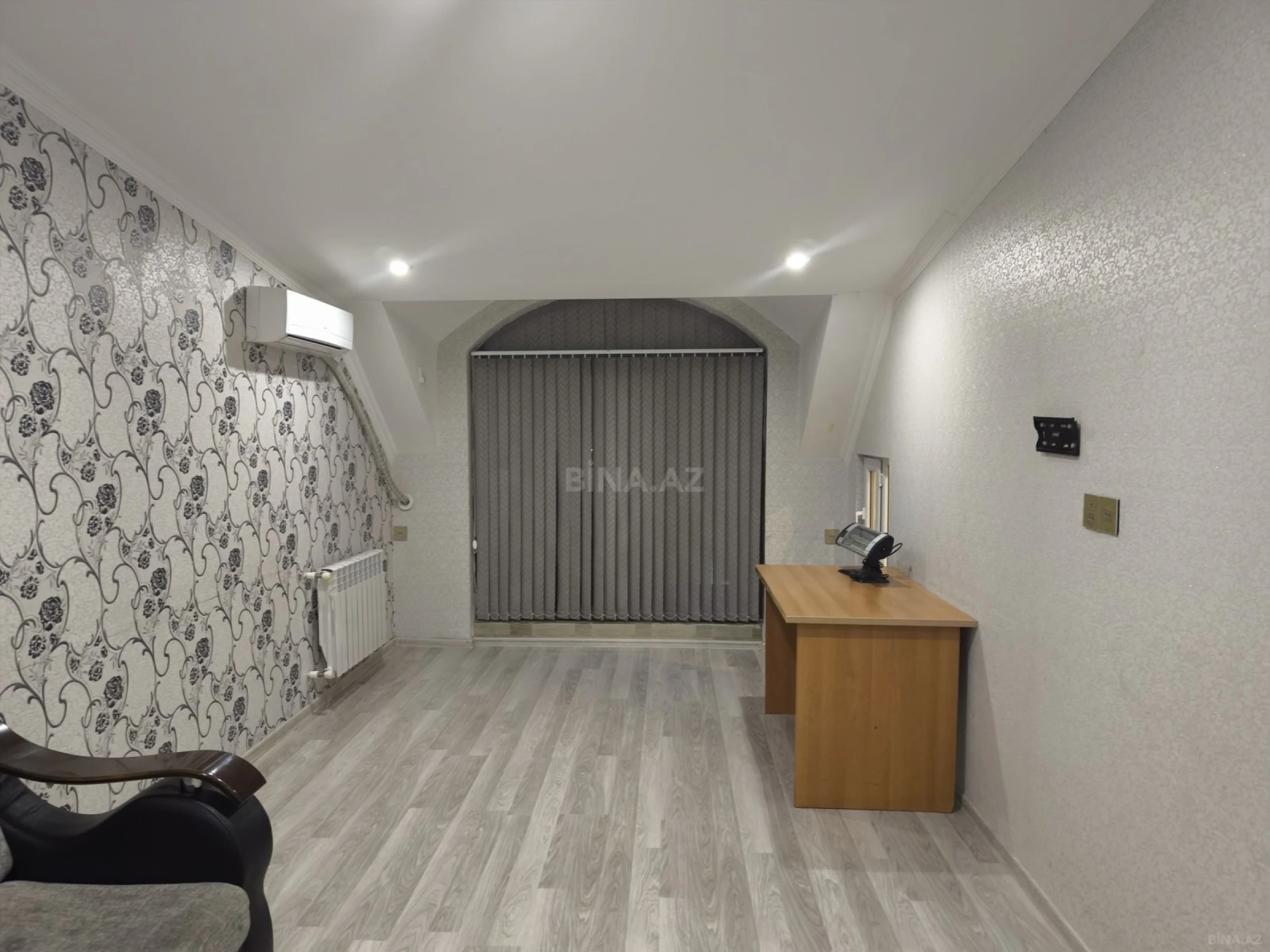 Kirayə verilir 2 otaqlı mənzil 42 m²
