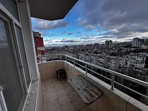 Satılır 3 otaqlı mənzil 125 m²